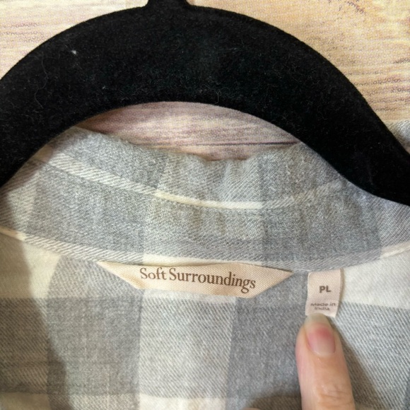 EUC Soft Surroundings Gingham Flannel Shirt Size Petite Large F4 - Picture 2 of 6